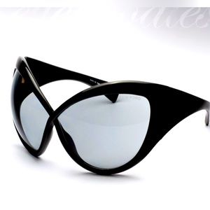 Sold on EBAY Oversized BIG CAT EYE TOM FORD FT DAPHNE SUNGLASSES BLACK AUTHENTIC
